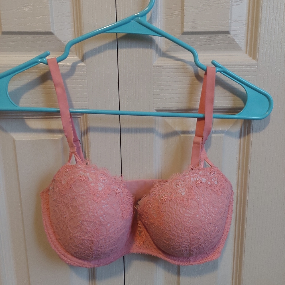 Pink Lace Bra 32DDD (32F) Victoria Secret